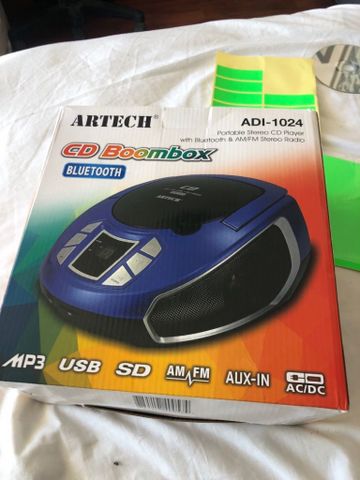 נגן cd חדש באריזה