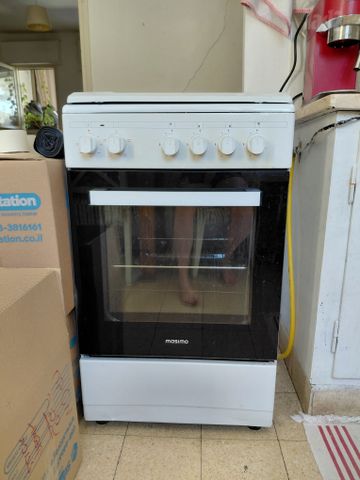 תנור עם כיריים