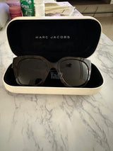 משקפי שמש MARC JACOBS
