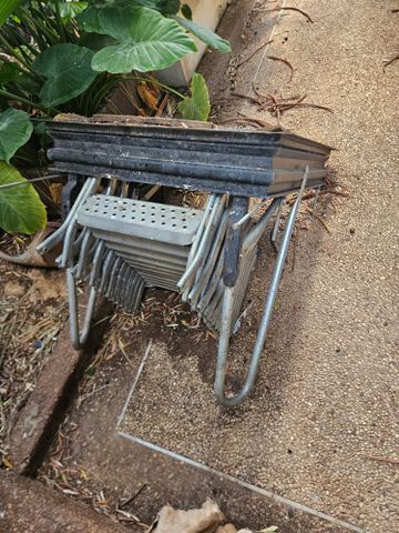 מדרגות נשלפות