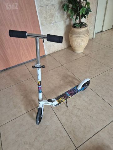 קורקינט