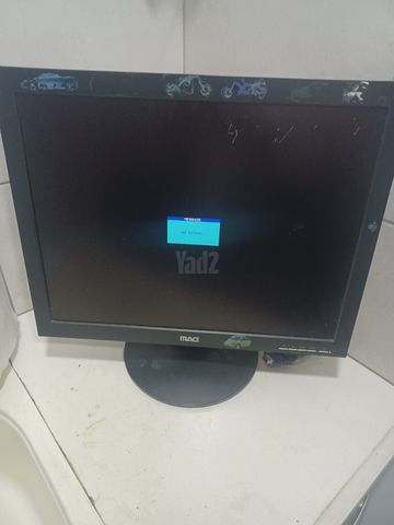 מסך 27 MAG