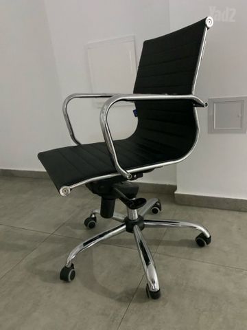 כיסא משרדי