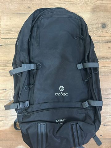 BASALT 90L black