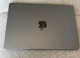 macbook pro M3 2024 14 inch