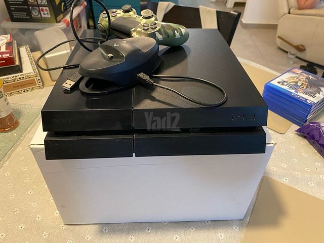 Sony PlayStation 4