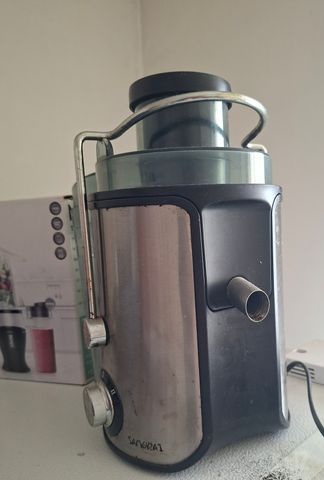 מסחטת מיצים