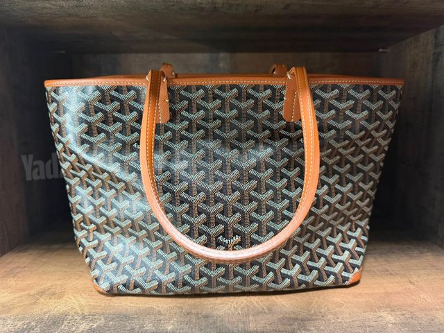 תיק של Goyard חדש