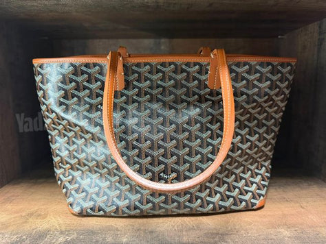 תיק של Goyard חדש