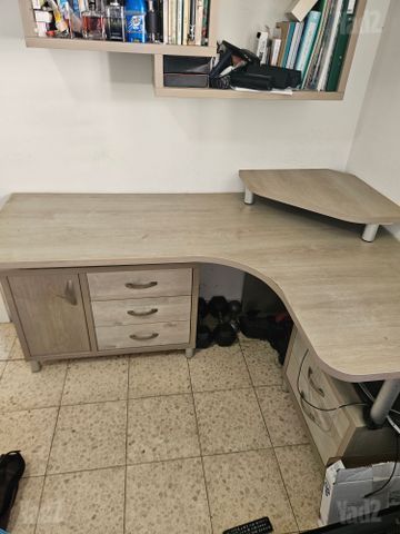 שולחן עבודה