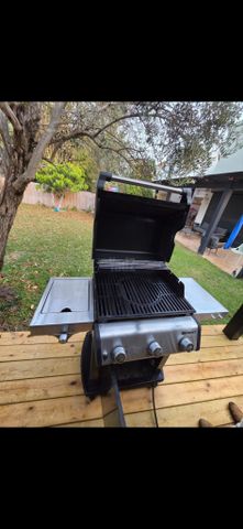מנגל Weber
