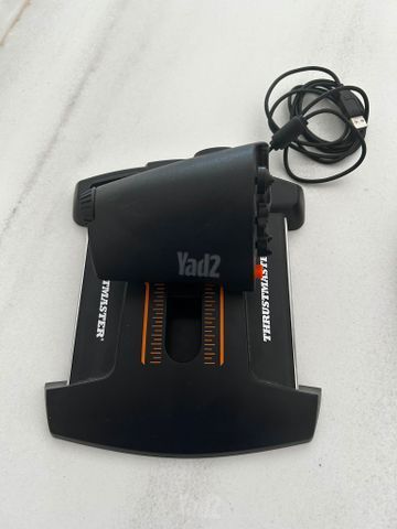 THRUSTMASTER T.16000M