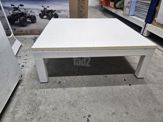 במות תצוגה 60*60.
