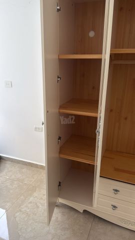 ארון מפואר