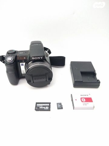 Sony  DSC-H9  8.1 MP