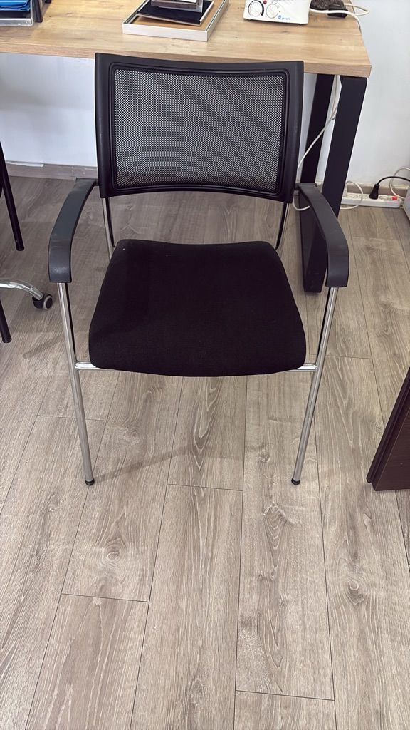 כסאות משרדיים