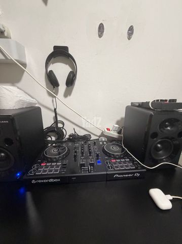פלטה Dj