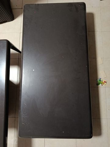 שולחן