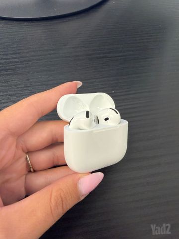AirPods 4
