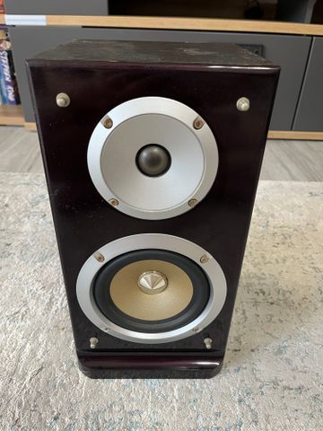 Pure acoustics QX900S