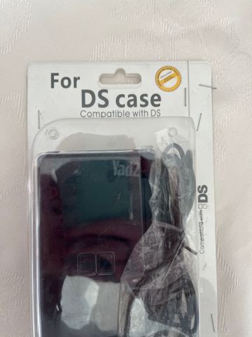 Ds case