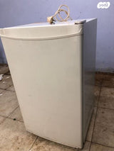 מקרר משרדי