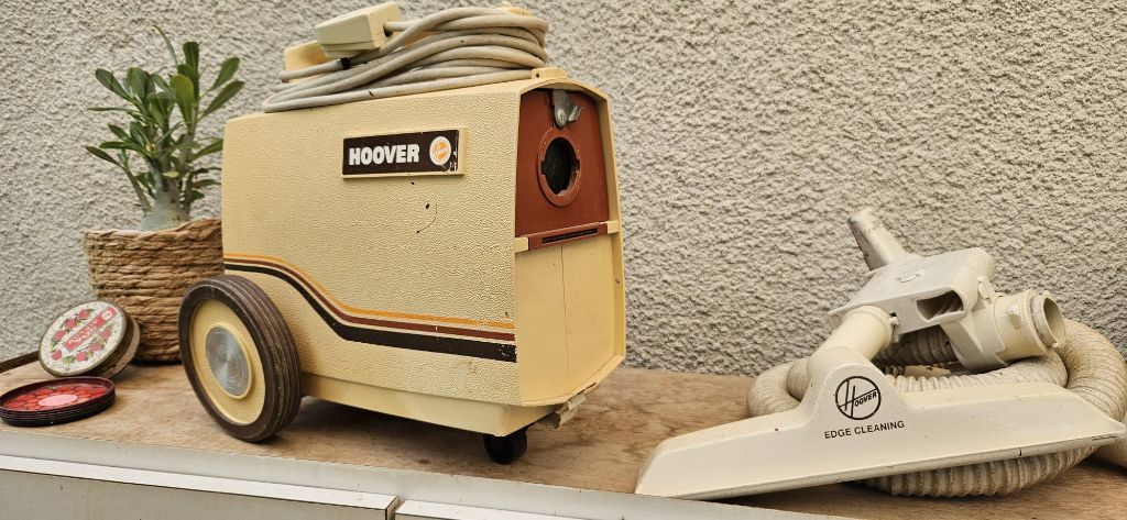 שואב אבק "הובר".