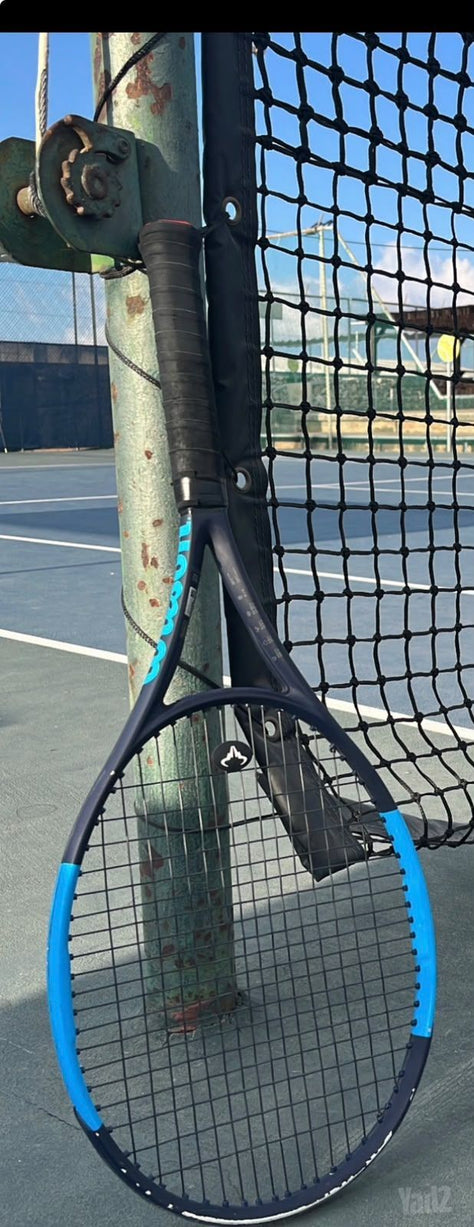 מחבט Wilson ultra