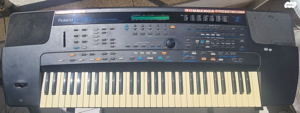 Roland e-86