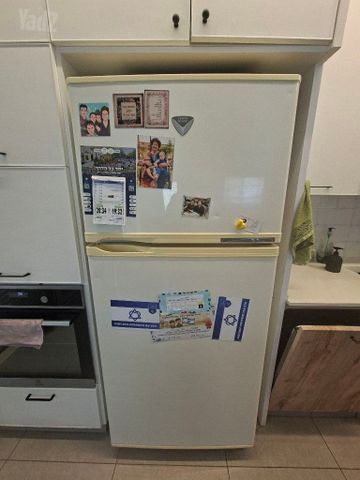מקרר ומקפיא