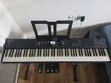 פסנתר במה Studiologic