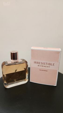 בושם Givenchy Irresistible