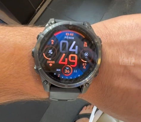 שעון גרמין phnix 8