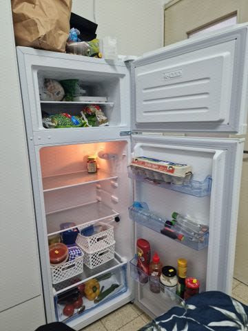 מקרר 140 סמ 204 ליטר
