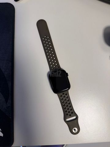 Apple Watch Series 7 45mm