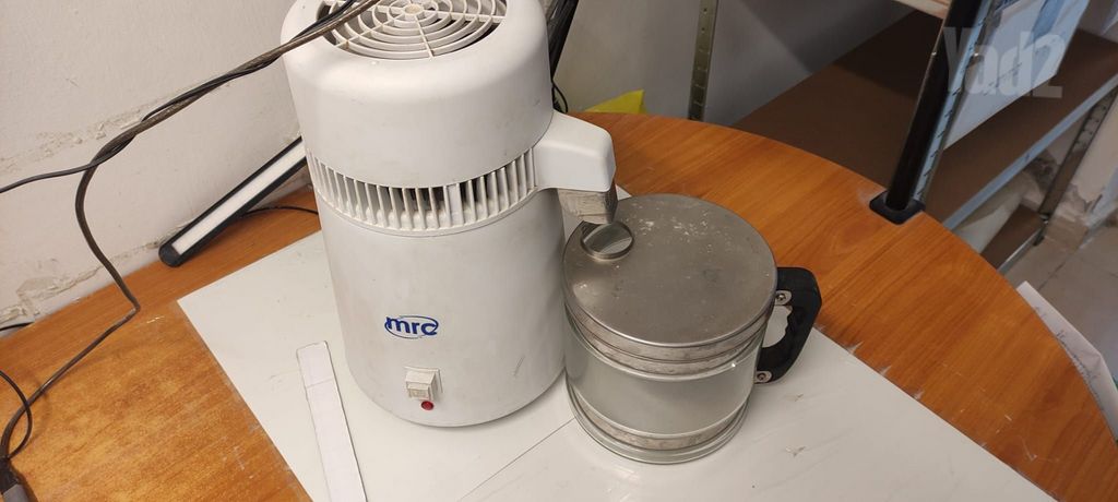 מזקק מים חשמלי