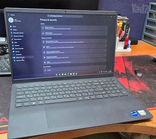 מחשב נייד dell vostro 3520 i5