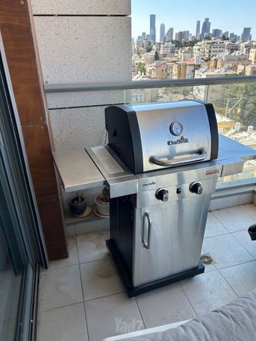 גריל גז  מסדרת char broil