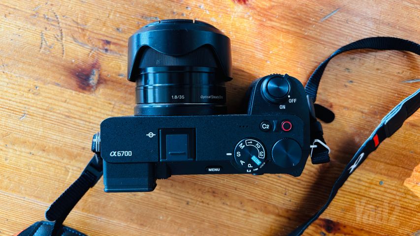 מצלמת Sony a6700