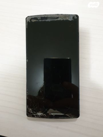 שלושה LG G4