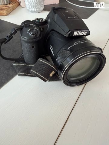 Nikon Coolpix P900 זום 83x