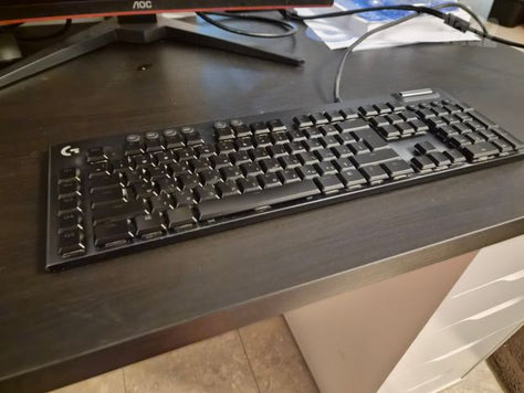 מקלדת חוטית Logitech G815