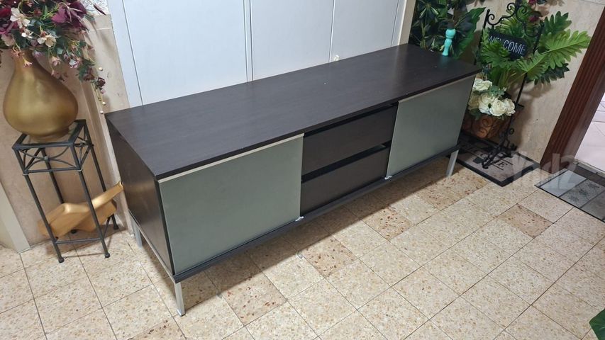 שידת עץ איקאה