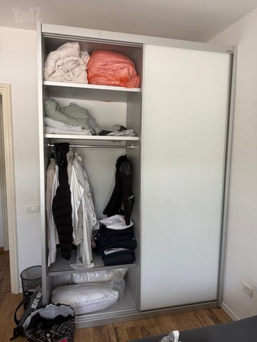 חדר לנוער