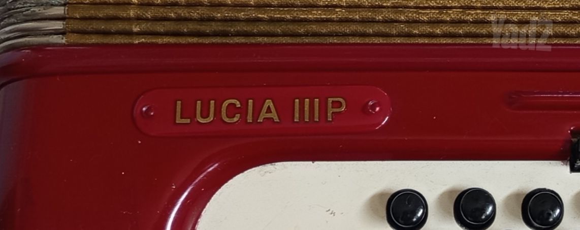 אקורדיון Hohner Lucia III P