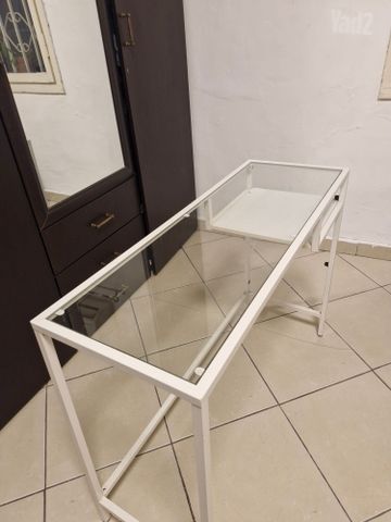 שולחן