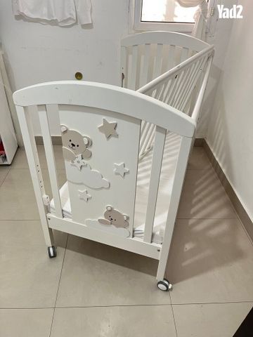 מיטת תינוק