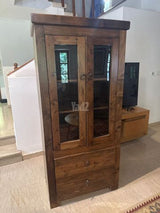 שידת עץ