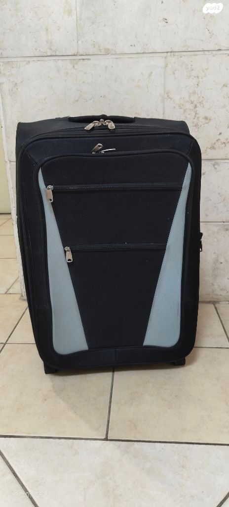 מזוודה 24" בינונית