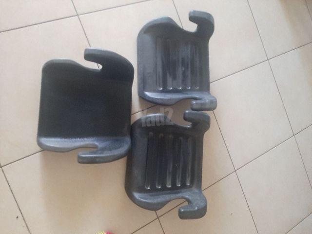 בוסטרים